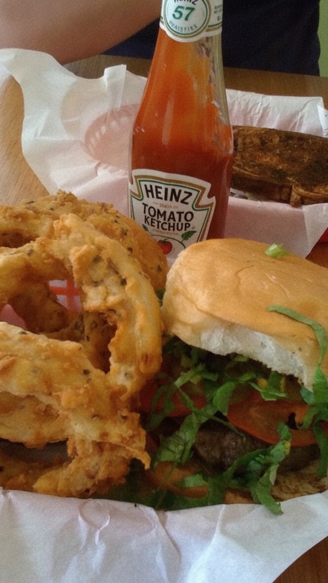 Post media