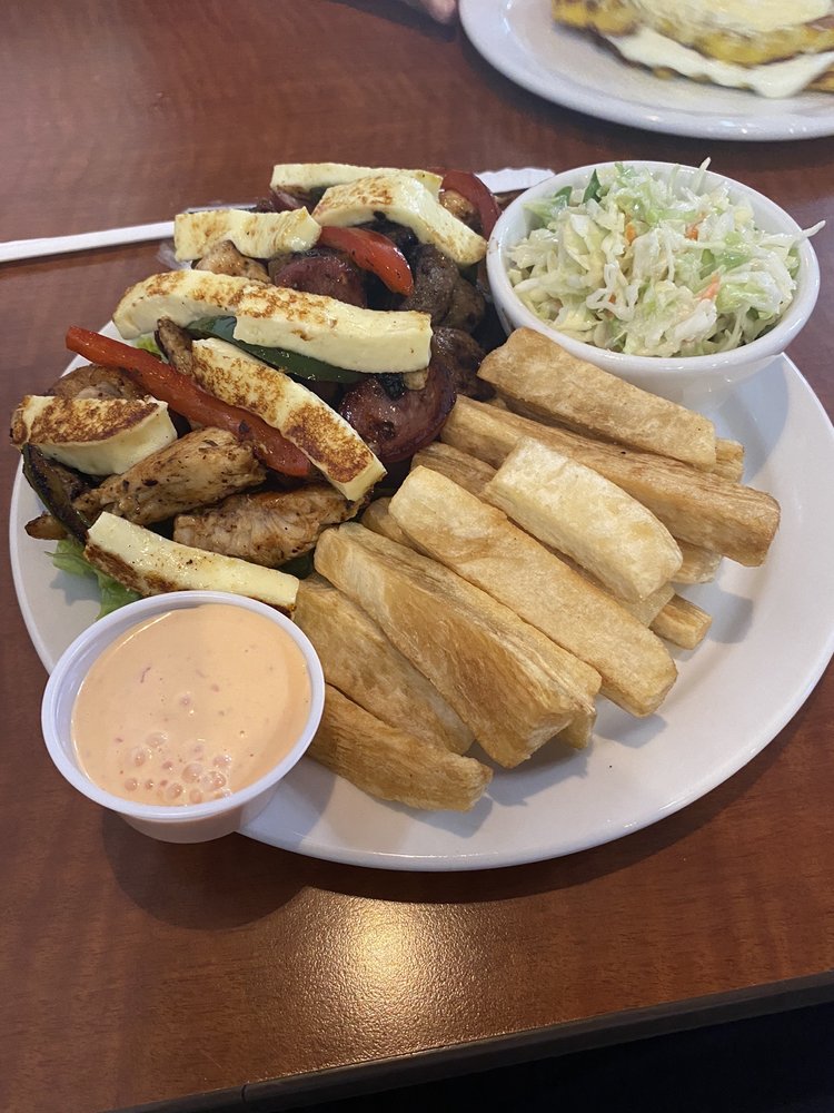 Hola Café restaurant
