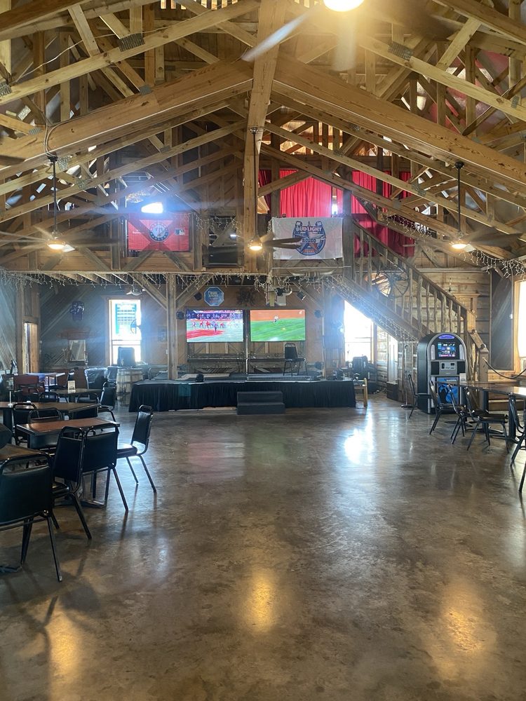 Hilltop Barn restaurant
