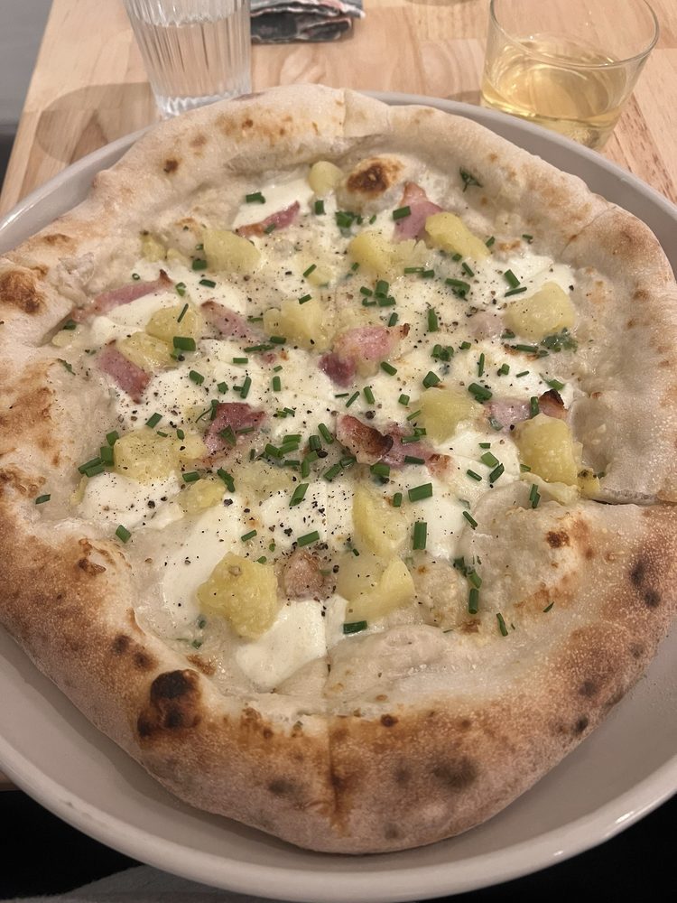 Aglio Pizzeria restaurant
