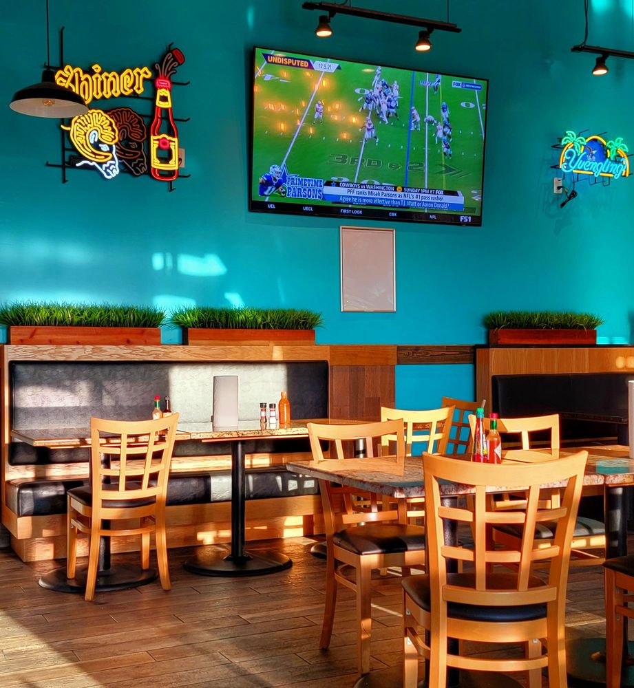 Fish N Tails Oyster Bar restaurant