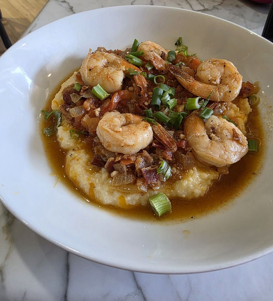 Lula Mae Bistro restaurant