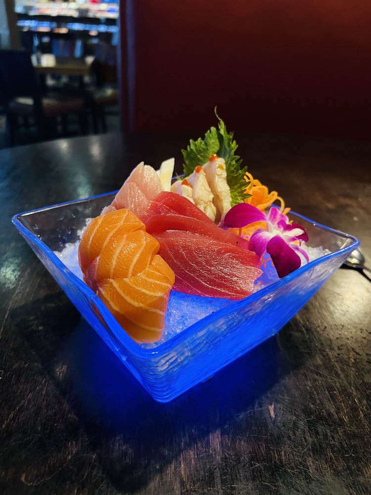 Sushi Axiom Burleson restaurant