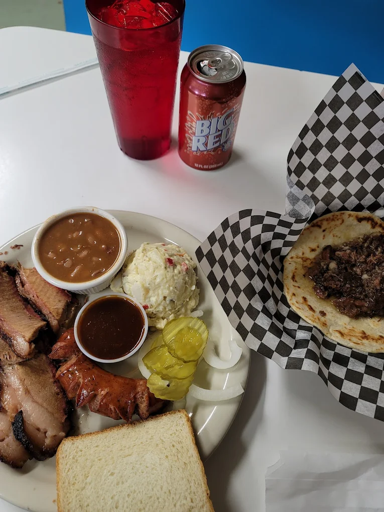 R Bar B Que restaurant