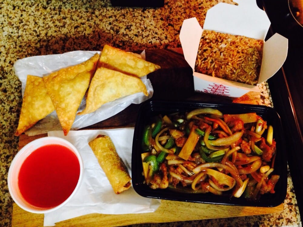 Wok N Roll restaurant
